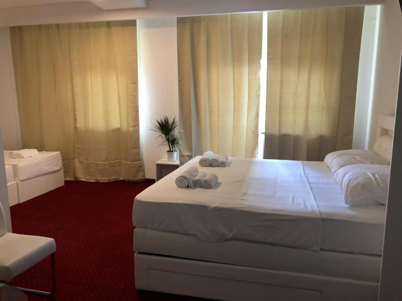 Hotel Park Crikvenica Exterior foto